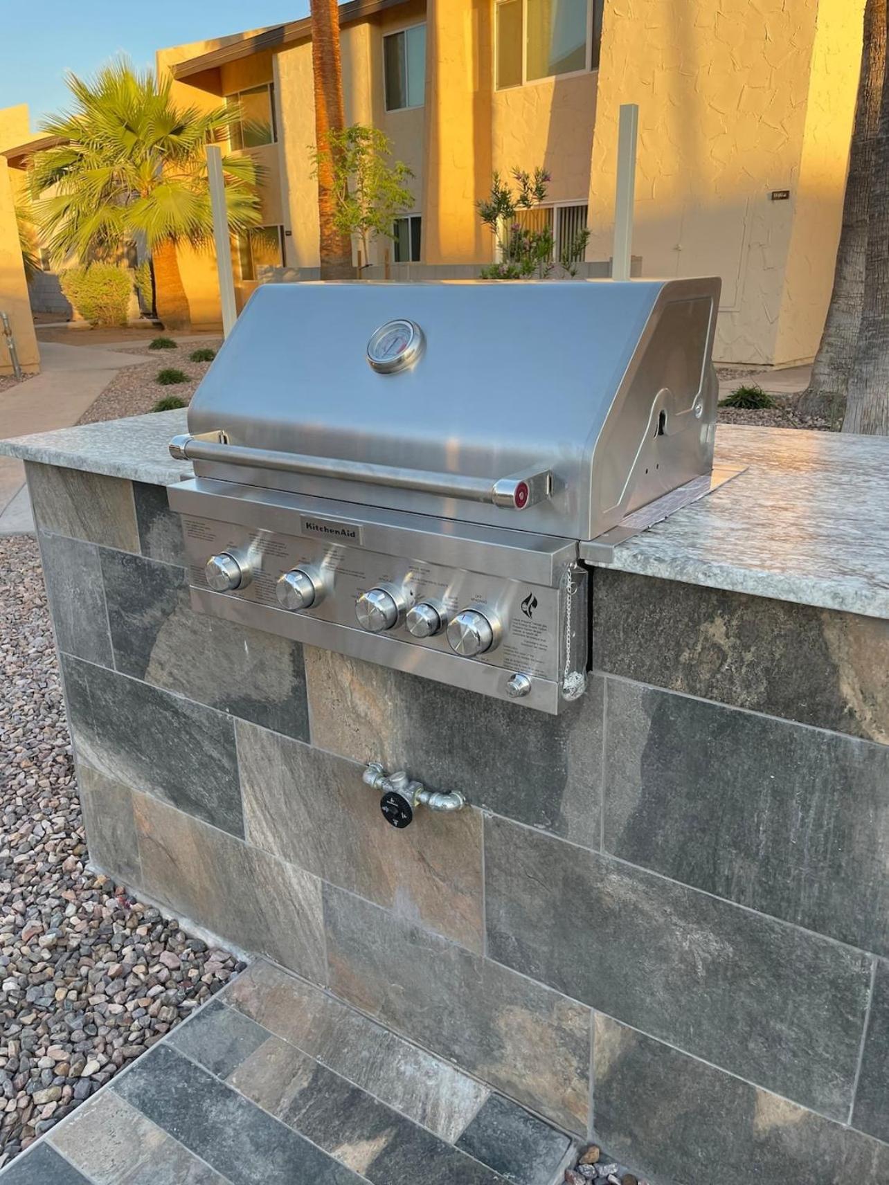 Luxe, 2br Old Town Wpatio, Pool, & Parking * Scottsdale